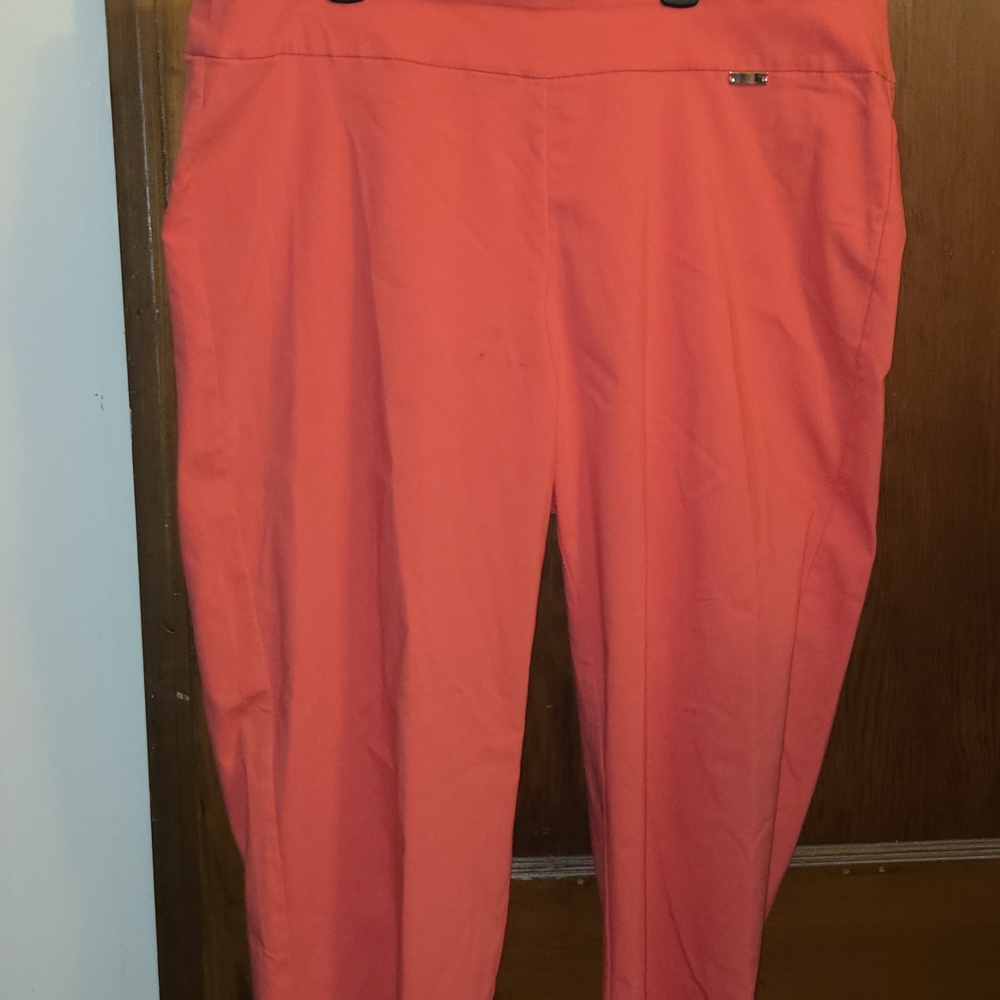 Nwt Coral Straight-Leg Pull-On Pants